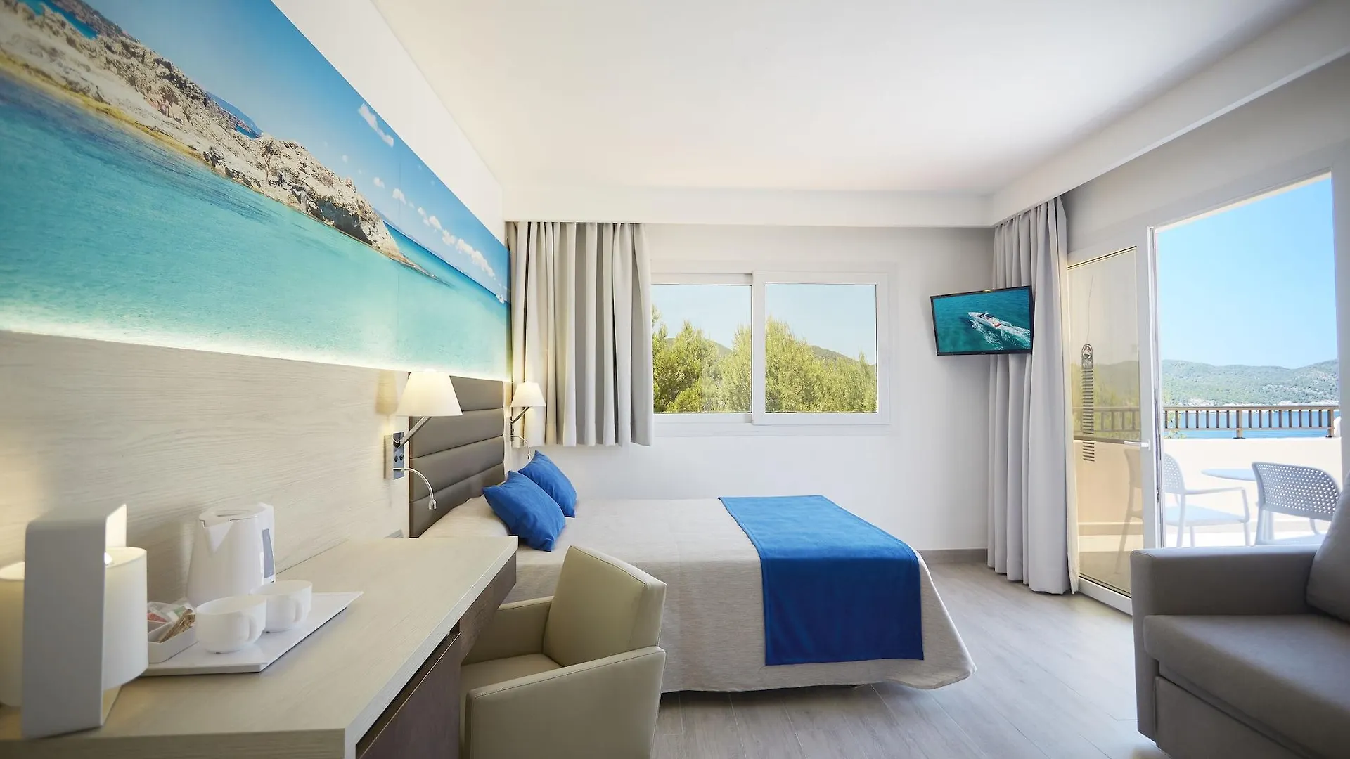 Playa Des Figueral Invisa Hotel Club Cala Verde