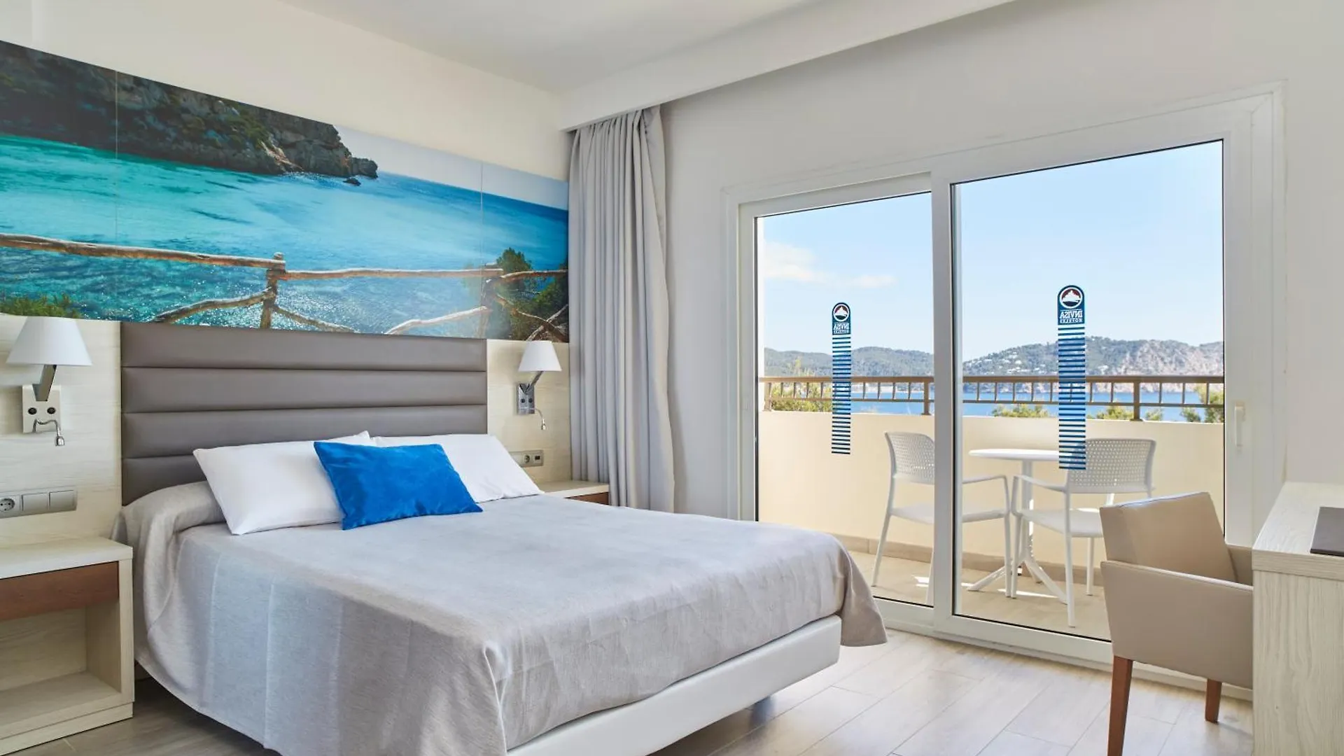 Playa Des Figueral Invisa Hotel Club Cala Verde 4*,  ספרד